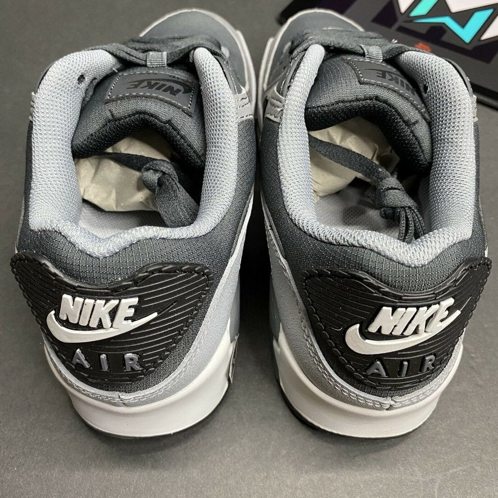 Nike Air Max 90 Sneakers Cool Gray Black DC9388-003 Men's Sizes VTG Vintage Rare - Picture 4 of 9